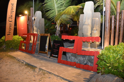 D82 1063