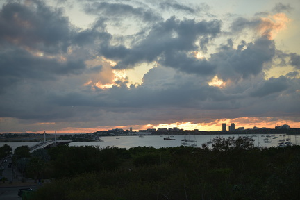 FAL 7660 resized